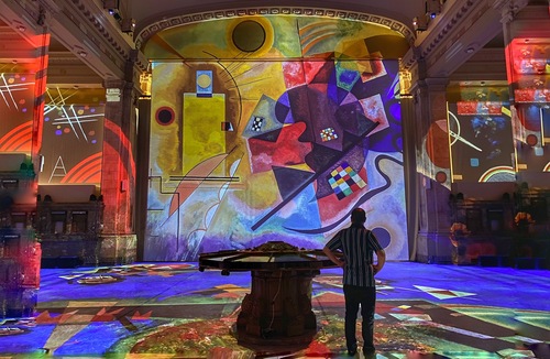 Hall des Lumieres, New York City